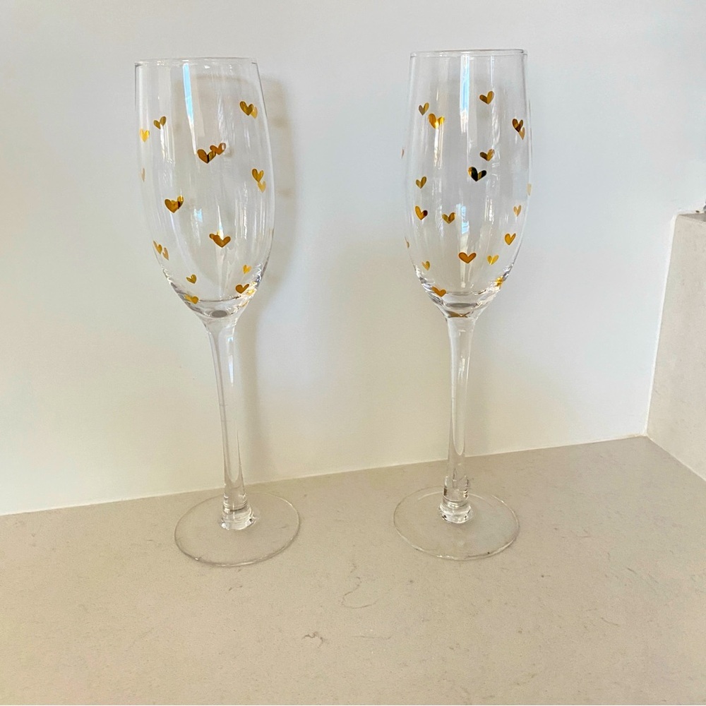 Heart Shaped Wine Glass - 1 Set of 2 - Wine Glass‎ and Champagne Glass